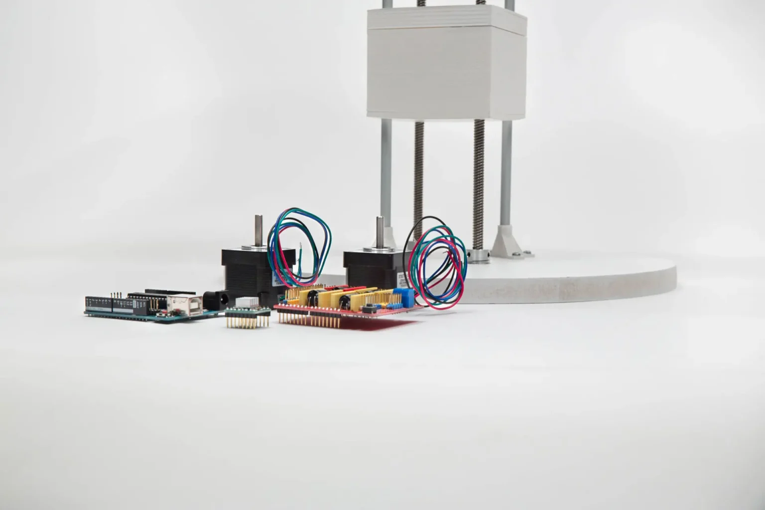 Controller, motori e componenti interni della macchina